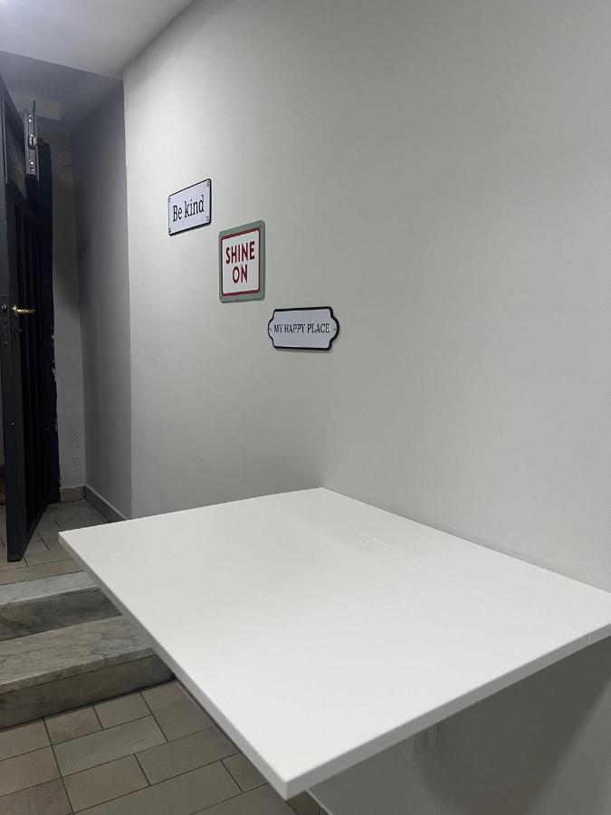 Apartment Carlo III เนเปิลส์ ภายนอก รูปภาพ